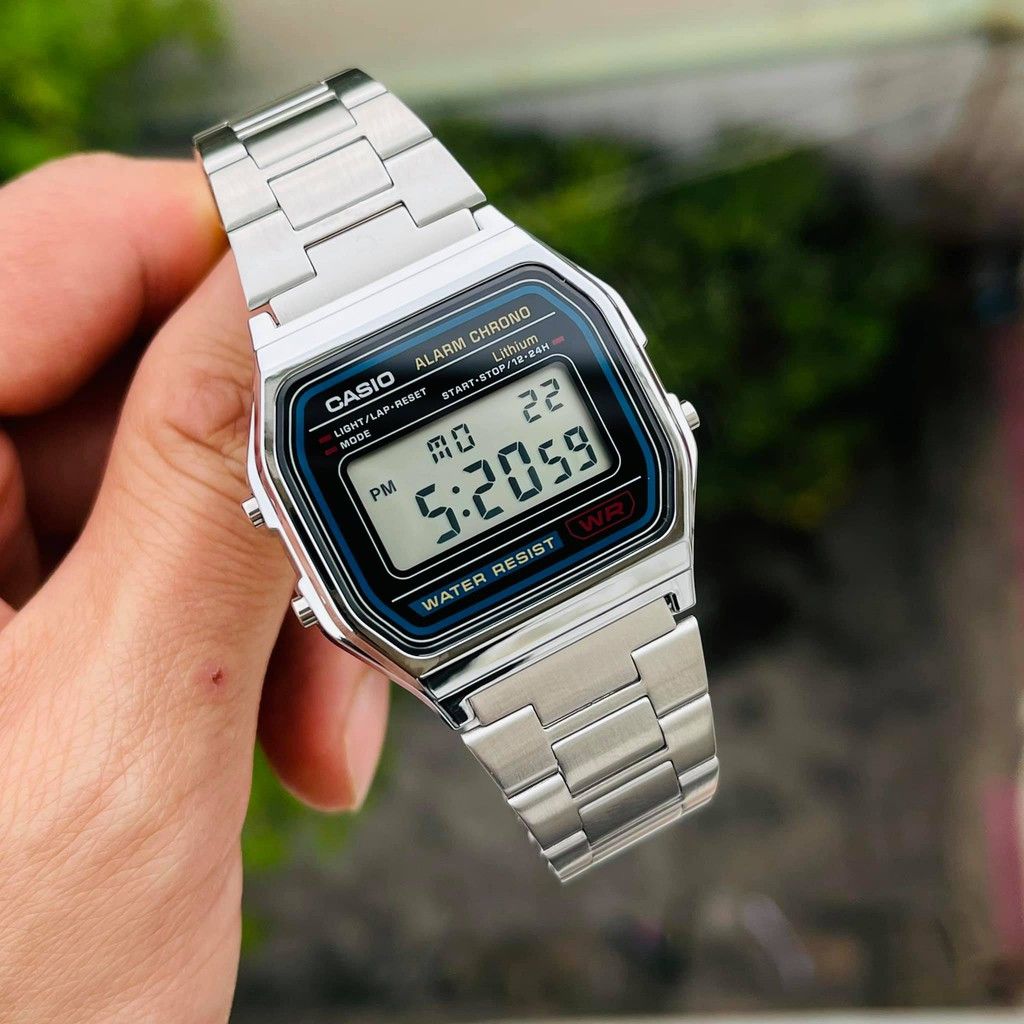 đồng hồ Casio mặt vuông dây kim loại